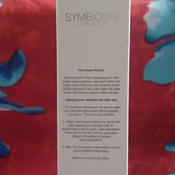Symbiosis Revitalising & Redensifying FacialSerum - Picture 2 of 4